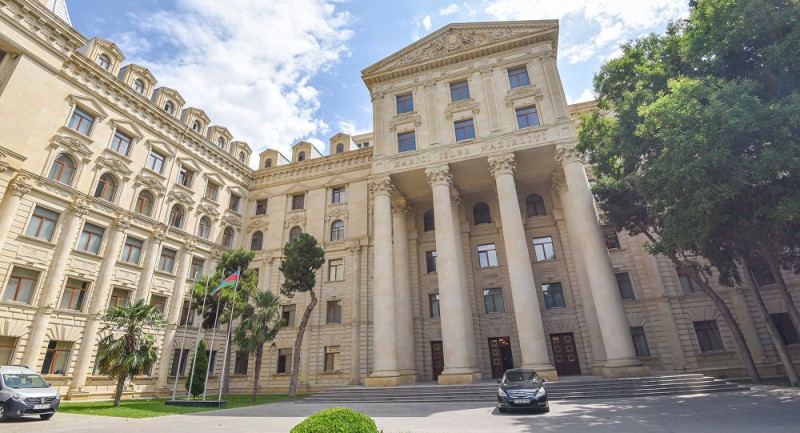 XİN Avstriyaya başsağlığı verdi
